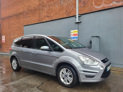 2014 - Ford S-MAX Manual