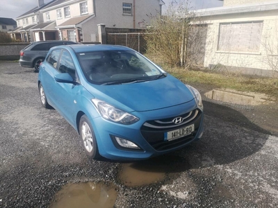 2014 - Hyundai i30 Manual