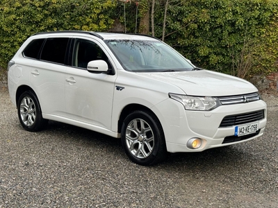 2014 - Mitsubishi Outlander Automatic