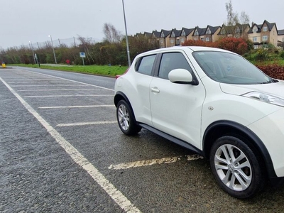 2014 - Nissan Juke Manual