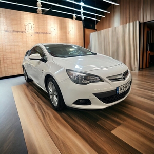 2014 - Opel Astra Manual