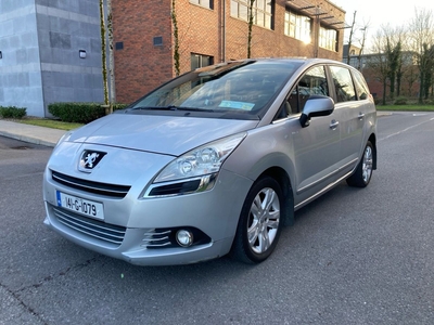 2014 - Peugeot 5008 Manual