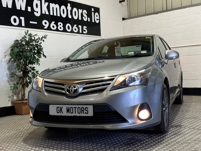 2014 - Toyota Avensis Manual