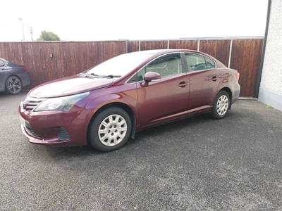 2014 - Toyota Avensis Manual