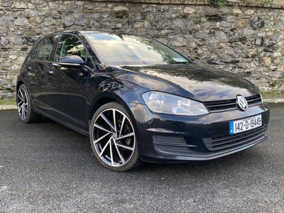 2014 - Volkswagen Golf Manual