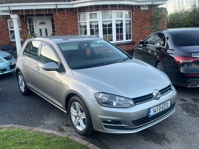 2014 - Volkswagen Golf Manual