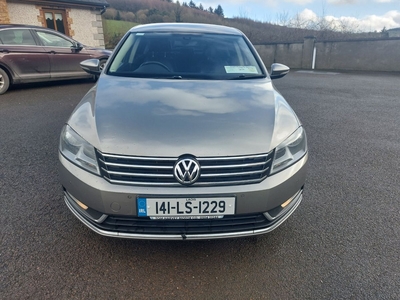 2014 - Volkswagen Passat Manual