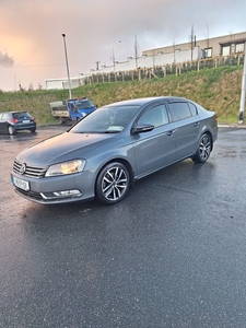 2014 - Volkswagen Passat Manual