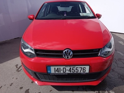 2014 - Volkswagen Polo Automatic