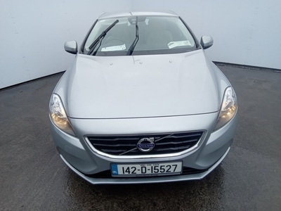 2014 - Volvo V40 Manual