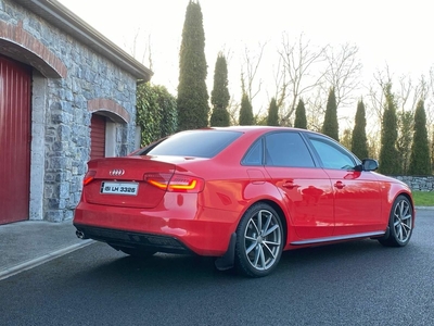 2015 - Audi A4 Manual