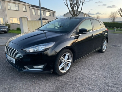 2015 - Ford Focus Manual