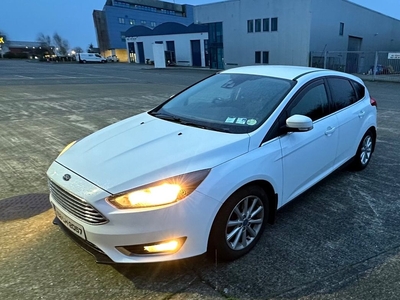 2015 - Ford Focus Manual