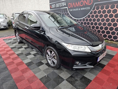 2015 - Honda GRACE Automatic