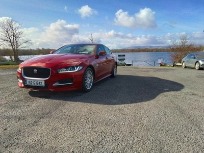 2015 - Jaguar XE Automatic