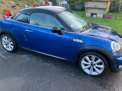 2015 - Mini Cooper Manual