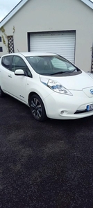 2015 - Nissan Leaf Automatic