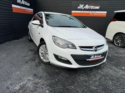 2015 - Opel Astra Manual