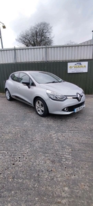 2015 - Renault Clio Manual