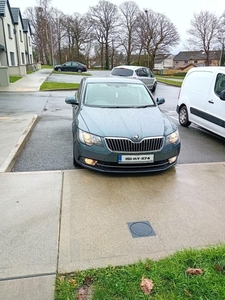 2015 - Skoda Superb Manual