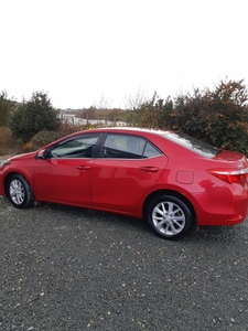 2015 - Toyota Corolla Manual