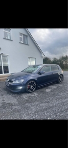 2015 - Volkswagen Golf Manual