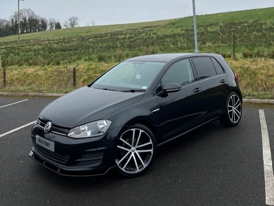 2015 - Volkswagen Golf Manual