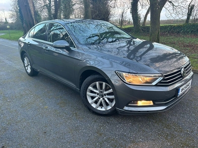 2015 - Volkswagen Passat Manual