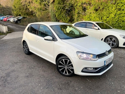 2015 - Volkswagen Polo Automatic