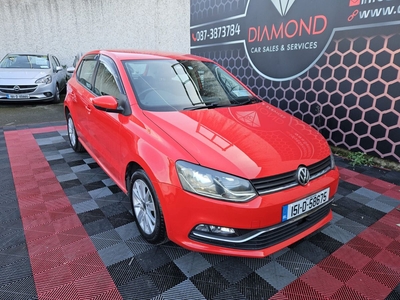 2015 - Volkswagen Polo Automatic