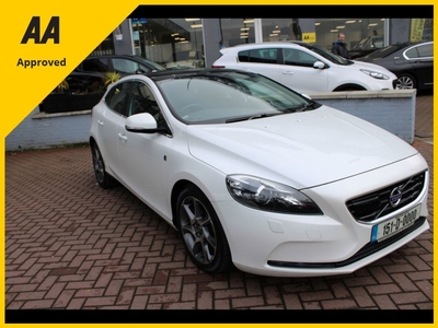 2015 - Volvo V40 Automatic