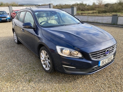 2015 - Volvo V60 Manual