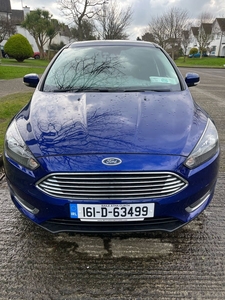 2016 - Ford Focus Manual