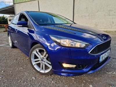 2016 - Ford Focus Manual