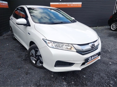 2016 - Honda GRACE Automatic