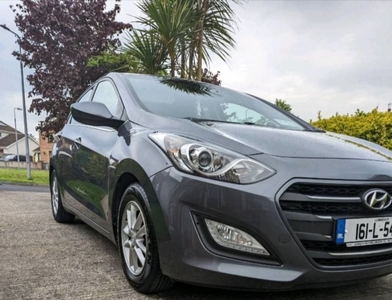 2016 - Hyundai i30 Manual