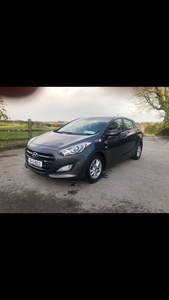 2016 - Hyundai i30 Manual