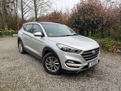 2016 - Hyundai Tucson Manual