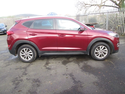 2016 - Hyundai Tucson Manual