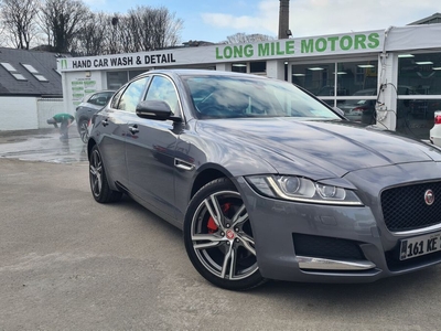 2016 - Jaguar XF Manual