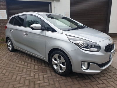 2016 - Kia Carens Manual