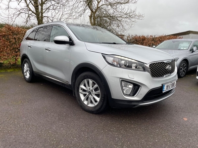 2016 - Kia Sorento Manual