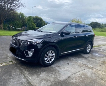 2016 - Kia Sorento Manual