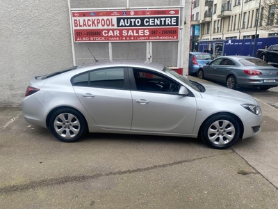 2016 - Opel Insignia Manual