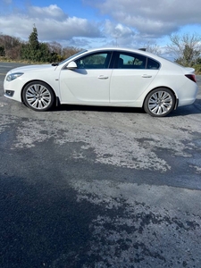 2016 - Opel Insignia Manual