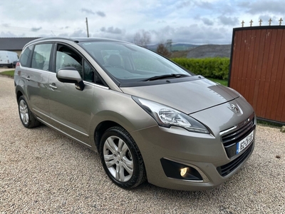 2016 - Peugeot 5008 Manual