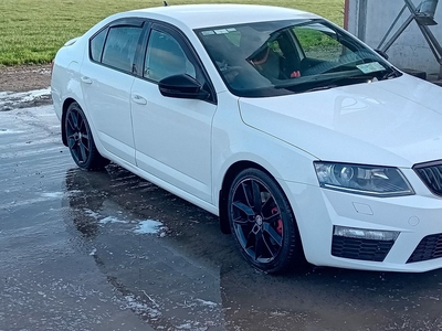 2016 - Skoda Octavia Manual