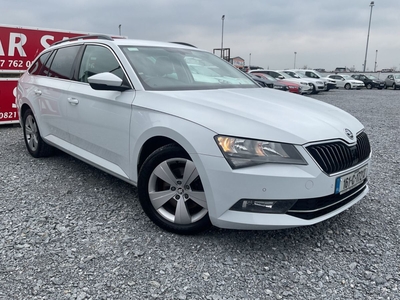 2016 - Skoda Superb Manual