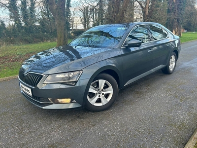 2016 - Skoda Superb Manual