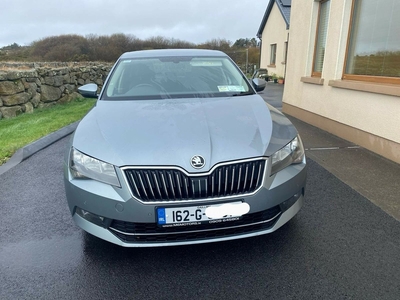 2016 - Skoda Superb Manual